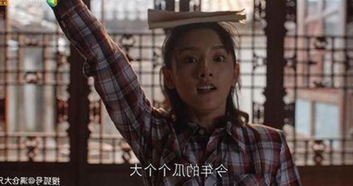 某网红事件引发热议,背后真相逐步揭示