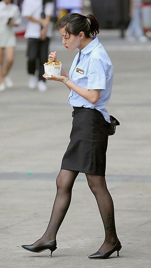 明星新作引发争议：内容尺度再升级，网友热议黑料实锤